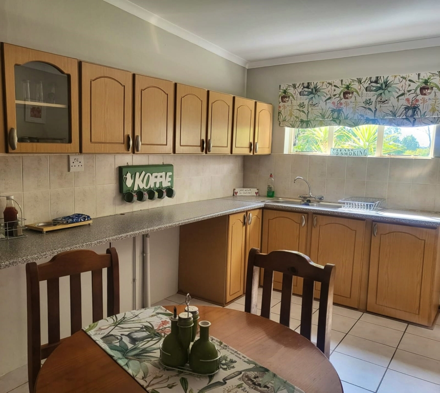 10 Bedroom Property for Sale in Warrenton Northern Cape